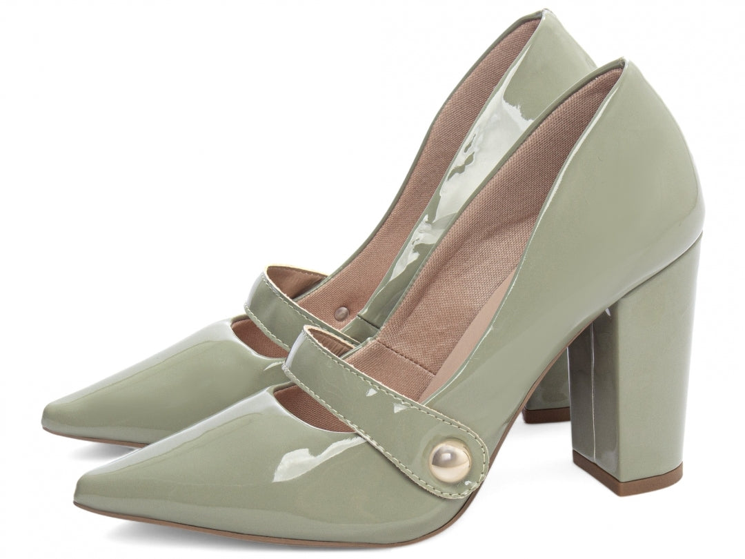 Sapato Scarpin Verniz Verde Bico Fino Salto Alto Grosso